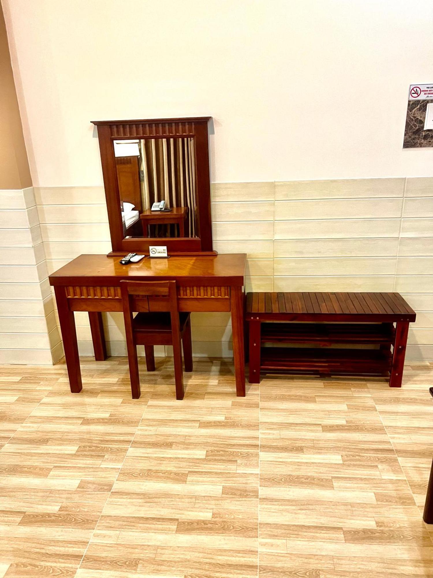 Xuan Huynh 3 Hotel Soc Trang Luaran gambar