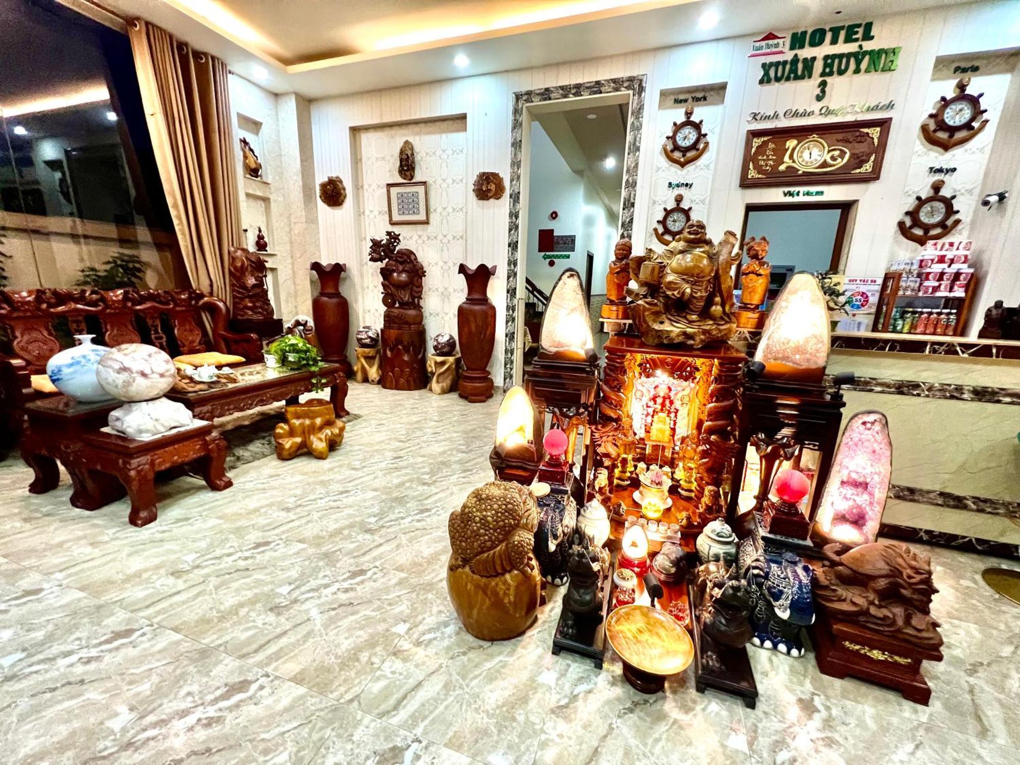 Xuan Huynh 3 Hotel Soc Trang Luaran gambar