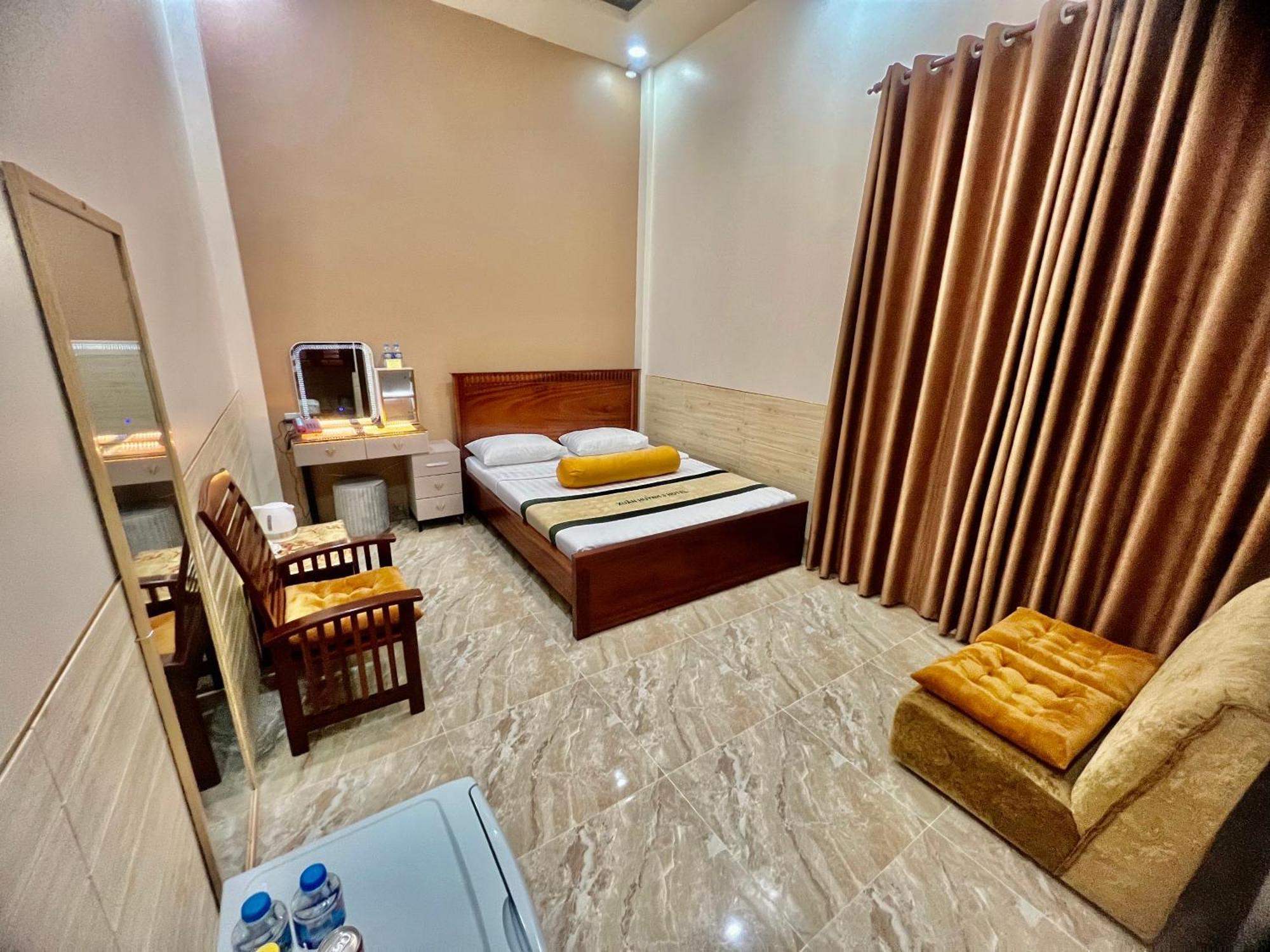 Xuan Huynh 3 Hotel Soc Trang Luaran gambar